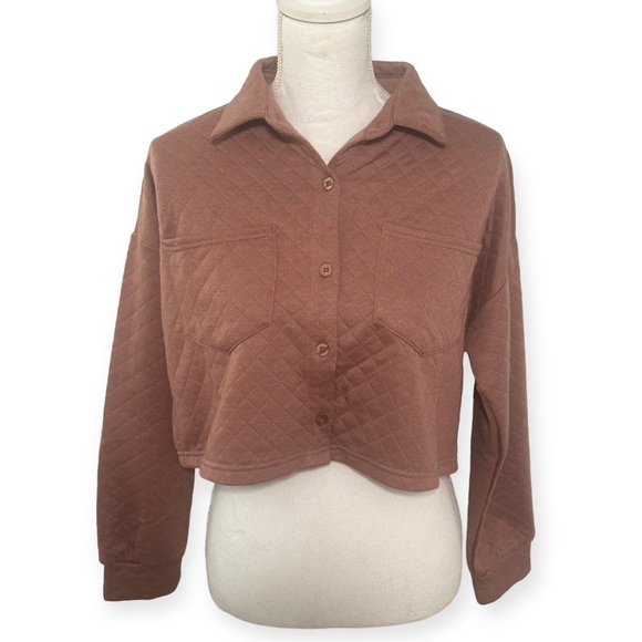 No Comment Quilted Pink Long Sleeve Cropped Button Down Shirt NWT - Picture 1 of 8